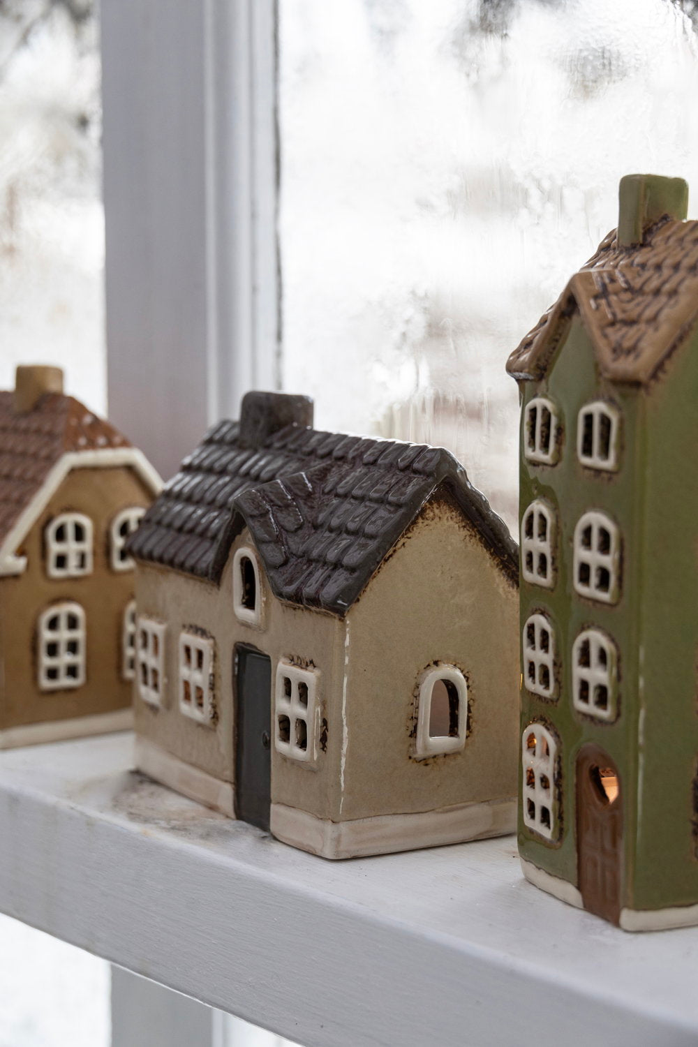 breites Teelichthaus aus Keramik - Beige