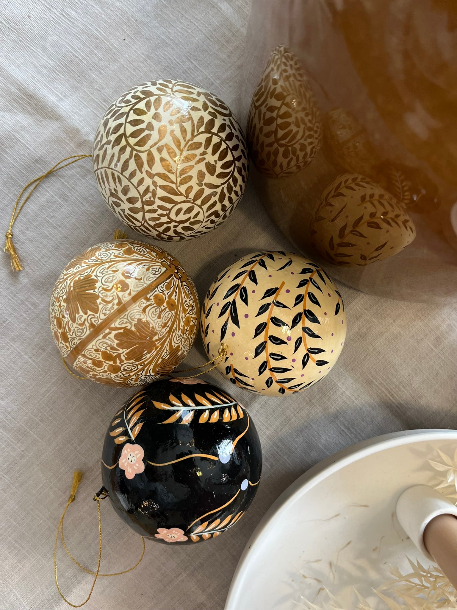 Gaya Papier Maché Kugeln Gold | 4-teiliges Set